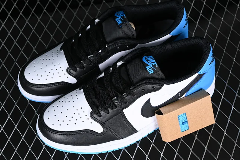 All categories Air Jordan Jordan series basketball shoes Air Jordan 1 Low LJR version Air Jordan 1 Low OG "UNC" AJ1 Joe 1 blue and white low-top basketball shoes CZ0790-104